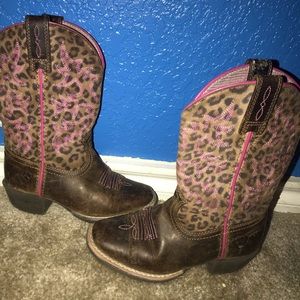 Girls size 9c Ariat Boots